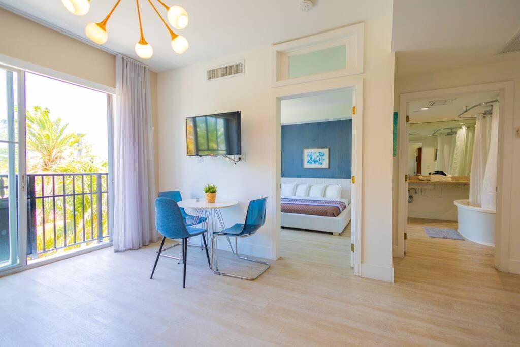 King Bed-Apt With Rooftop Pool-Bar D303 Apartment Miami Beach Ngoại thất bức ảnh